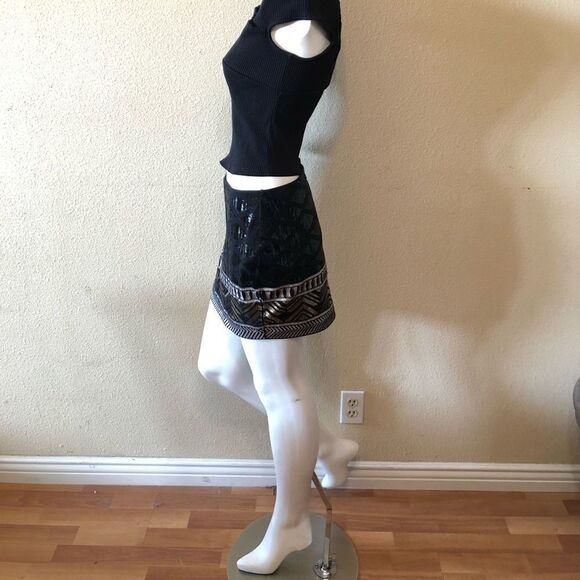 Express Sequin Diamond Mini Skirt Size Small - Picture 3 of 8